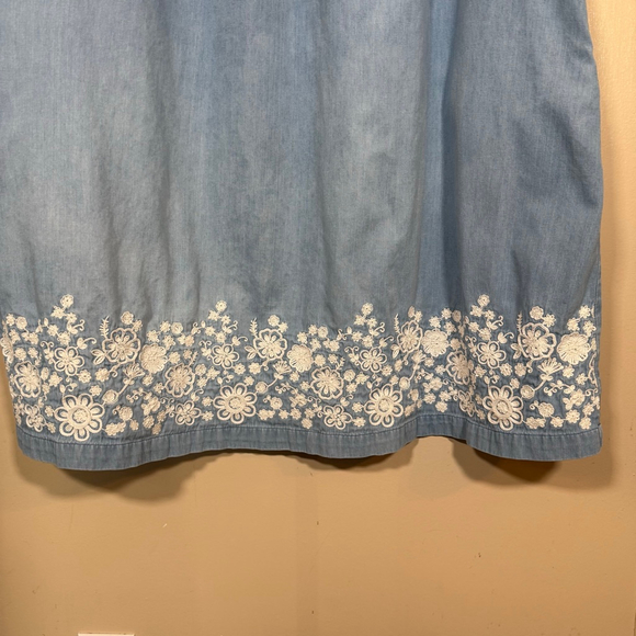 Go Softly Patio House Dress Duster MuMu 1X Floral Embroidered Chambray Denim - Picture 6 of 9